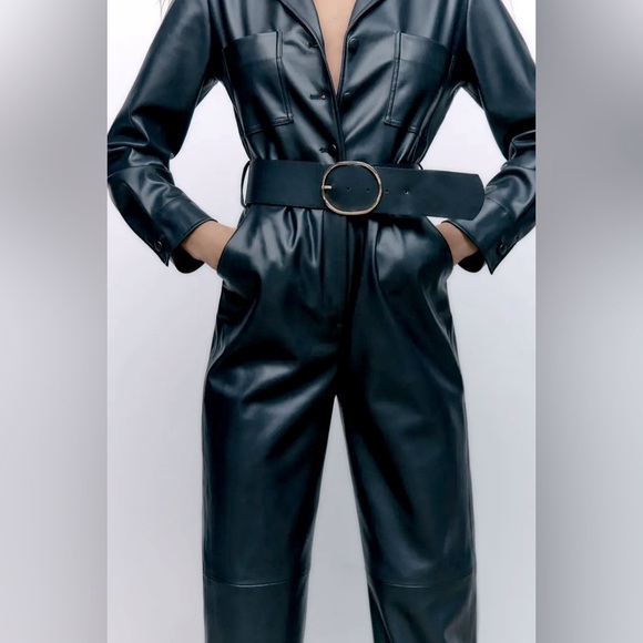 Zara FAUX LEATHER JUMPSUIT V-neck Long Sleeves Front & Back Patch Pockets NEW - Picture 4 of 10